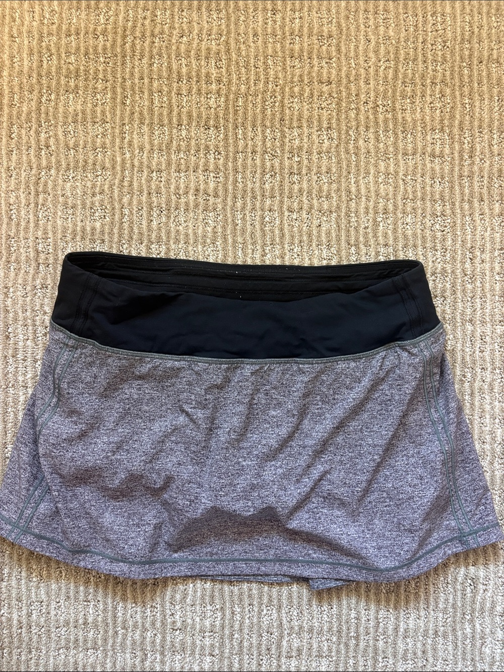 Lululemon Black and Heather Gray Athletic Skort for Women- Worn only a few times